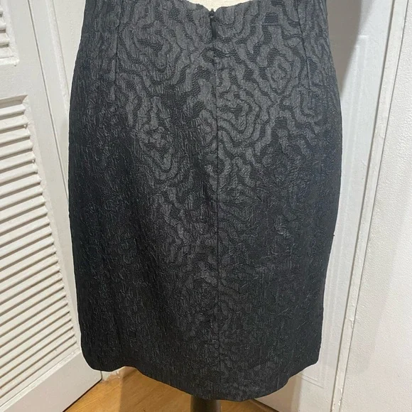 ASO SERENA VAN DER WOODSEN STRAPLESS BLACK BROCADE DRESS - Medium - Picture 11 of 13